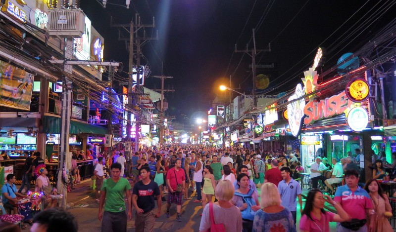 Bangla Road i Patong