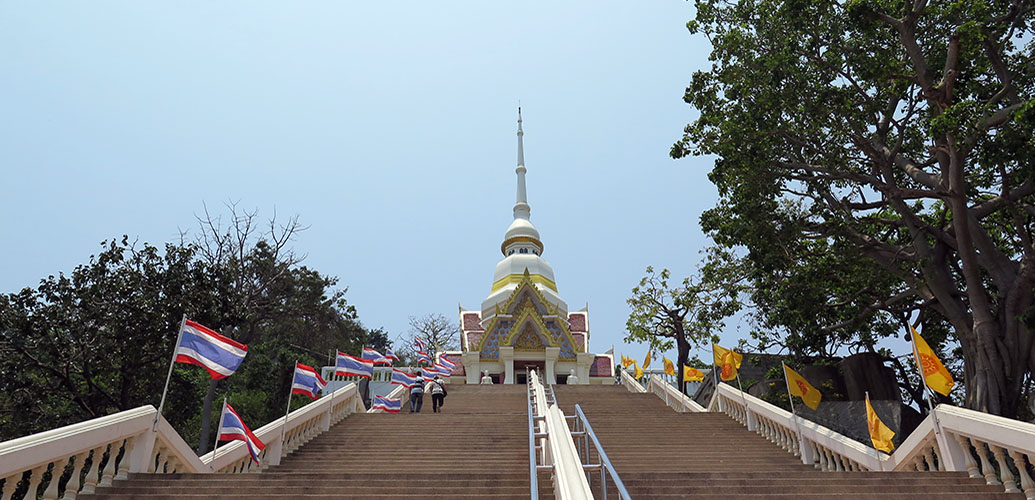 Wat Khao Takiap